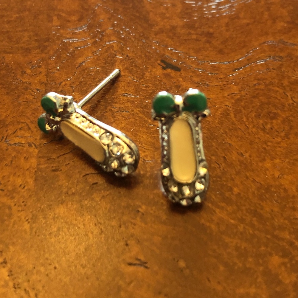 New ballerina shoe stud earrings - Picture 2 of 7